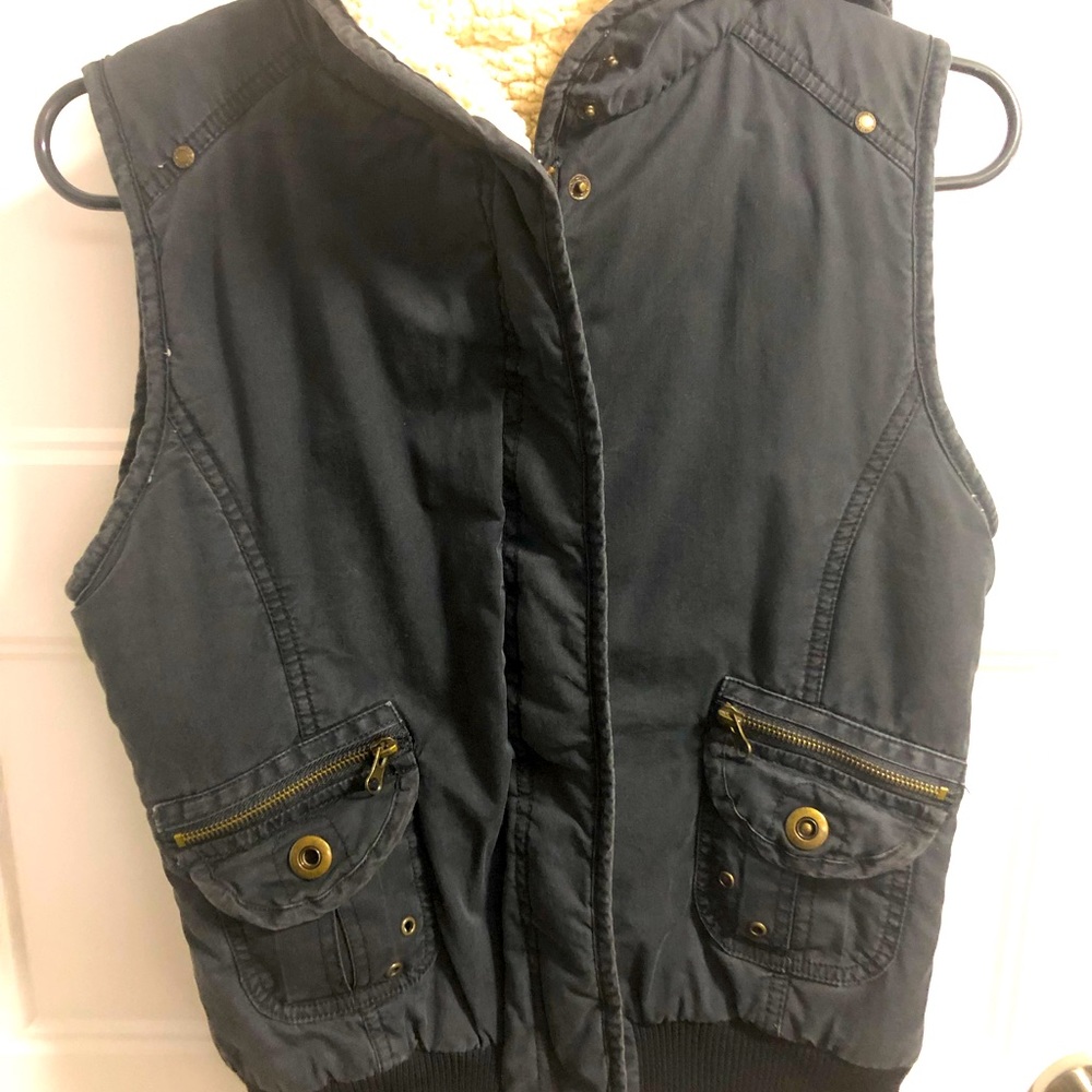 🌸🌸🌸Women Vest (Small)